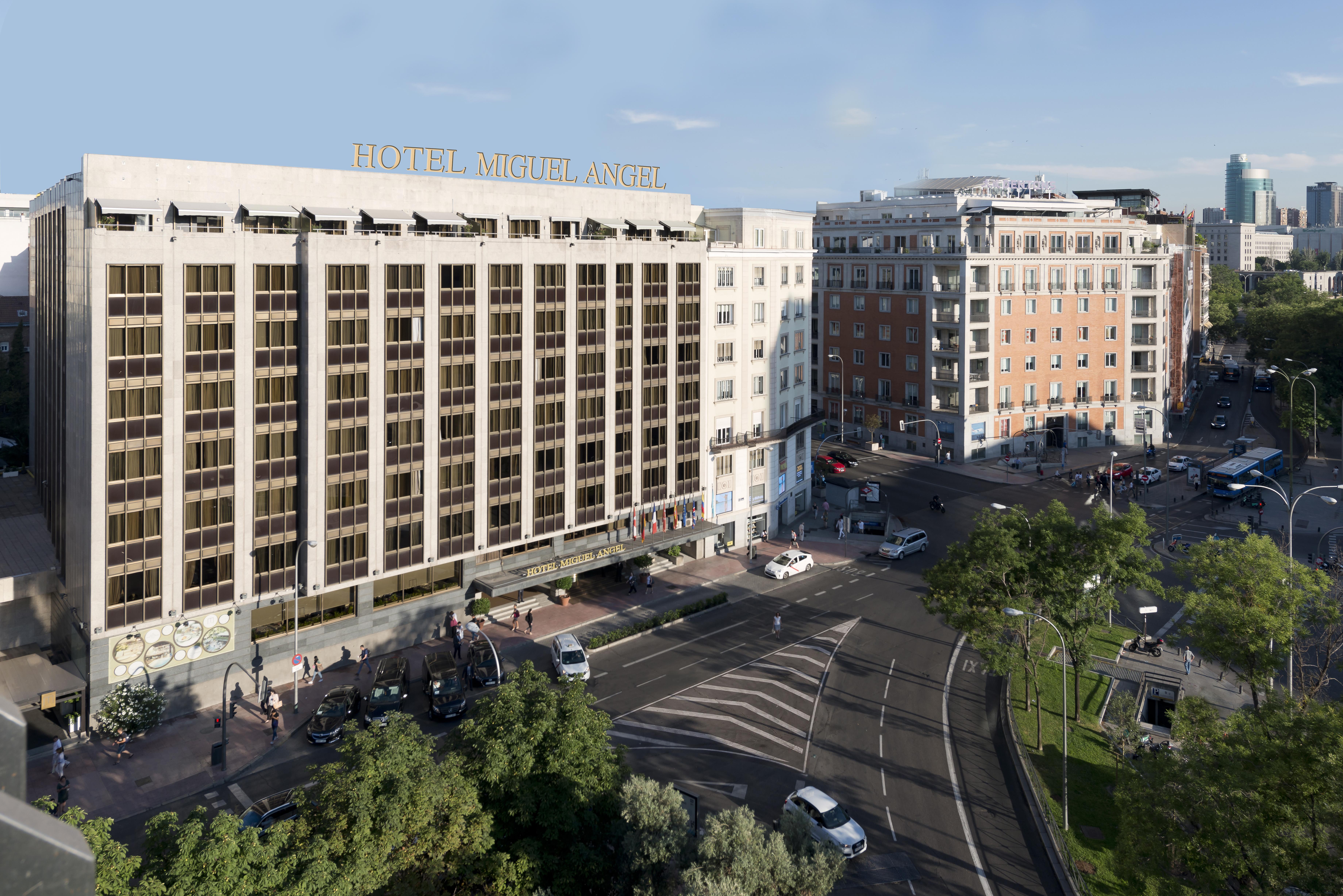 Hotel Miguel Angel Мадрид Екстериор снимка The building of the university library
