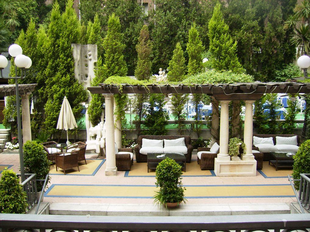 Hotel Miguel Angel Мадрид Екстериор снимка The Pergola